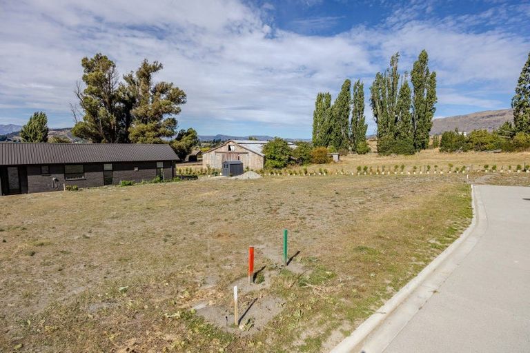 Photo of property in 3 Glenbrook Lane, Wanaka, 9305