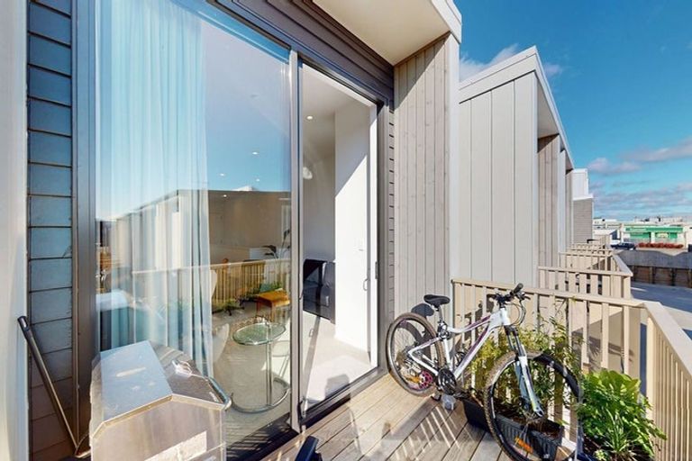 Photo of property in 43 Houhere Street, Paraparaumu, 5032