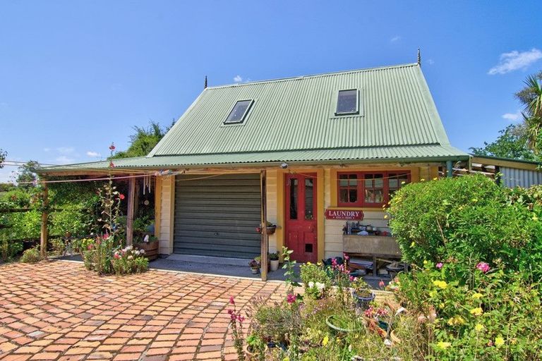 Photo of property in 3228 State Highway 2, Clareville, Carterton, 5713