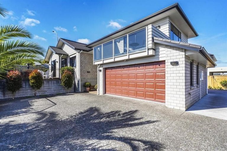 Photo of property in 1 Moonlight Drive, Rototuna North, Hamilton, 3210