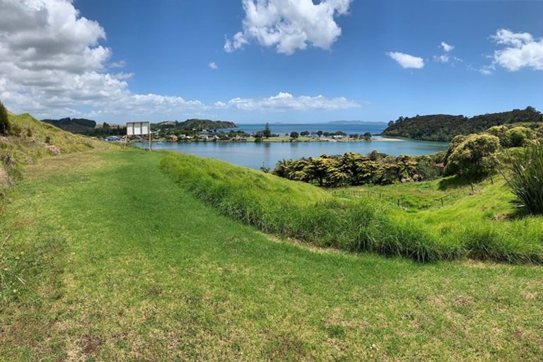 Photo of property in 13 Taipa Heights Drive, Taipa, 0420