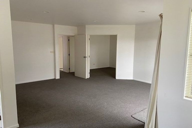 Photo of property in 60a Redwing Street, Browns Bay, Auckland, 0630