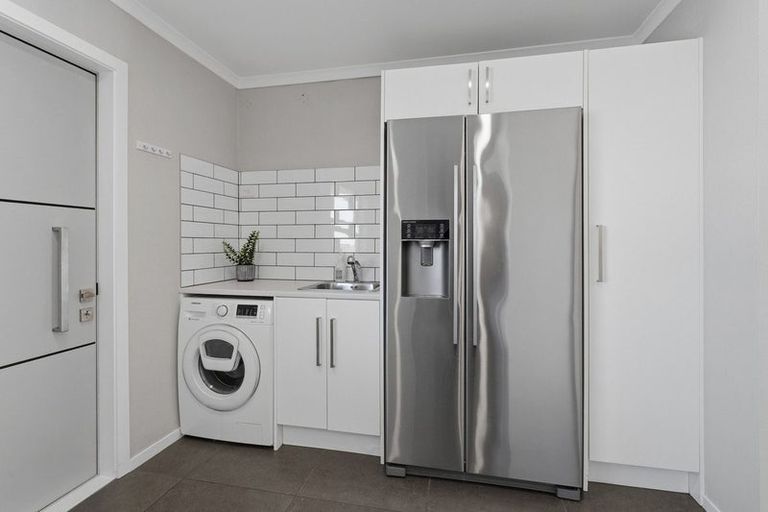 Photo of property in 86 Robertson Street, Gore, 9710