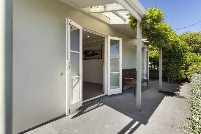 Photo of property in 160 Molesworth Street, New Plymouth, 4312