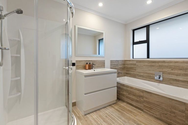 Photo of property in 76b The Boulevard, Papamoa Beach, Papamoa, 3118