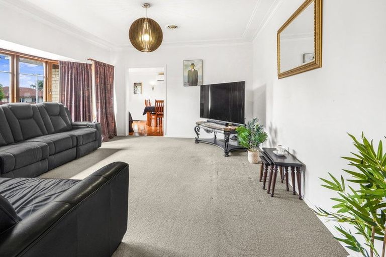 Photo of property in 19 Bolmuir Road, Forest Lake, Hamilton, 3200