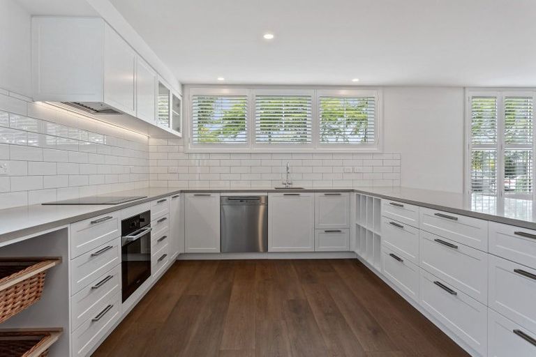 Photo of property in 1/135 Aikmans Road, Merivale, Christchurch, 8014