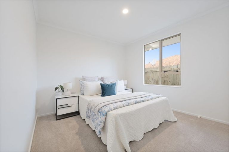 Photo of property in 38 Semillon Avenue, Henderson, Auckland, 0612