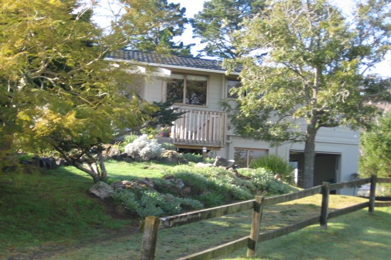 Photo of property in 10 Coutts Road, Pauanui, Hikuai, 3579