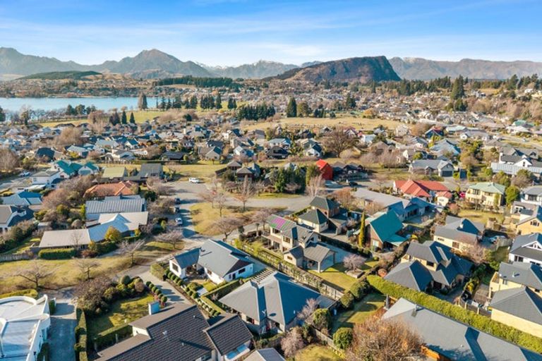 Photo of property in 11b Little Oak Common, Wanaka, 9305