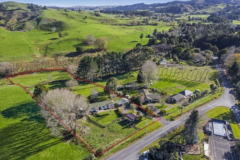 Photo of property in 126 Waitetuna Valley Road, Waitetuna, Raglan, 3295