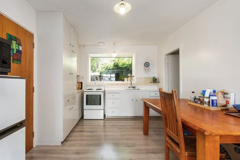 Photo of property in 2/127 Clarence Street, Riccarton, Christchurch, 8011