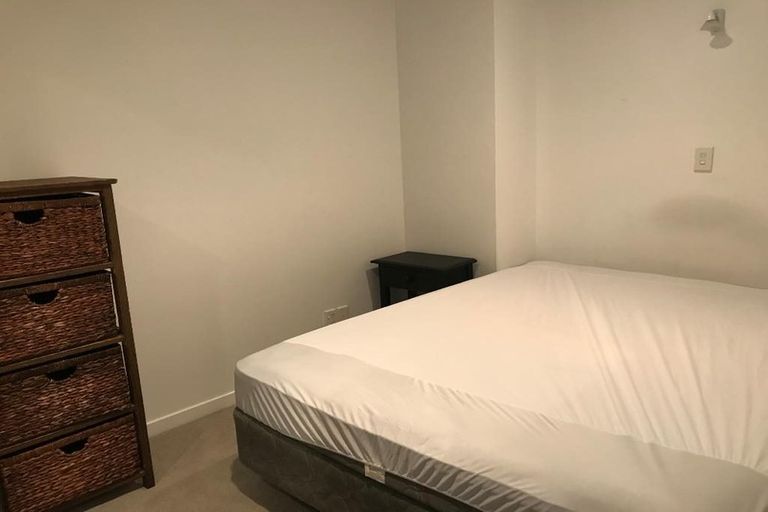 Photo of property in Terrace Heights Apartments, 7c/163 The Terrace, Wellington Central, Wellington, 6011