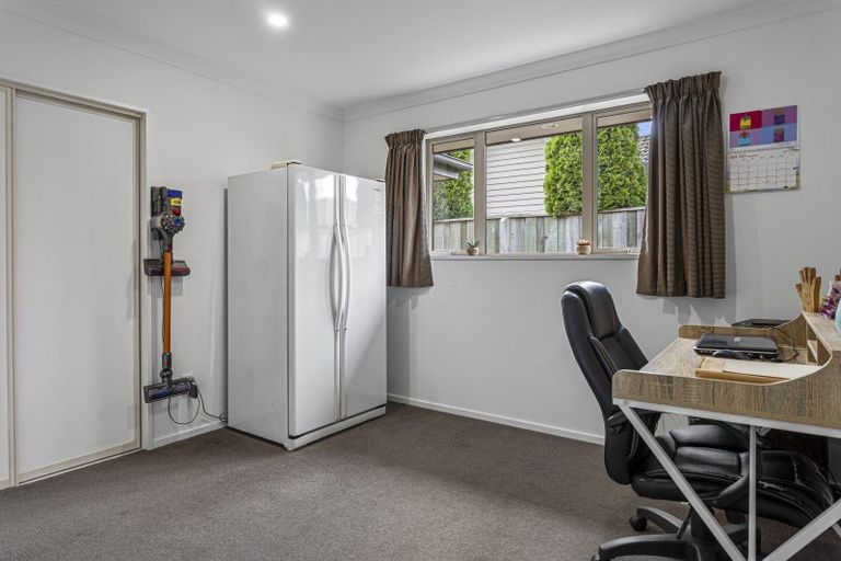 Photo of property in 15 Puaka Street, Pegasus, 7612