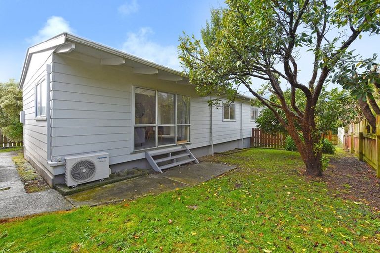 Photo of property in 153b George Street, Stokes Valley, Lower Hutt, 5019