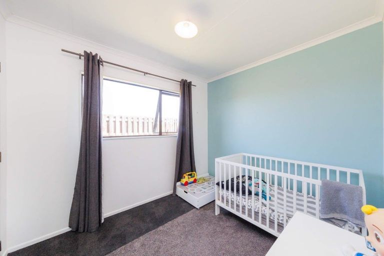 Photo of property in 18a Montrose Place, Takaro, Palmerston North, 4412