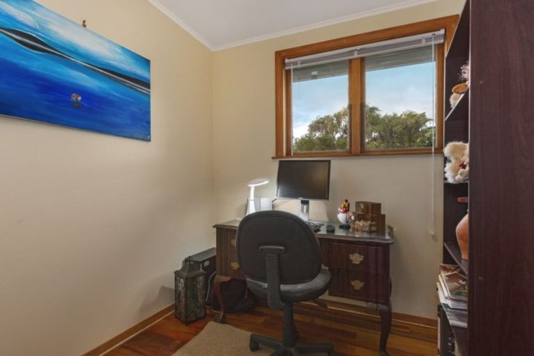 Photo of property in 33a Herewini Street, Titahi Bay, Porirua, 5022