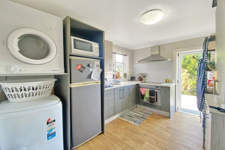 Photo of property in 84 Miramar North Road, Miramar, Wellington, 6022