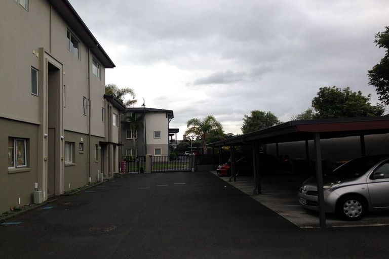 Photo of property in 15/29 Haven Drive, East Tamaki, Auckland, 2013
