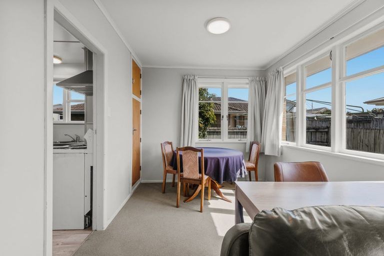 Photo of property in 15a Pine Avenue, Otumoetai, Tauranga, 3110