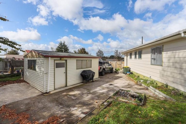 Photo of property in 5 Emerald Street, Pukehangi, Rotorua, 3015