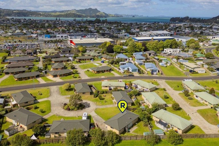 Photo of property in 8 Seascape Avenue, Whitianga, 3510