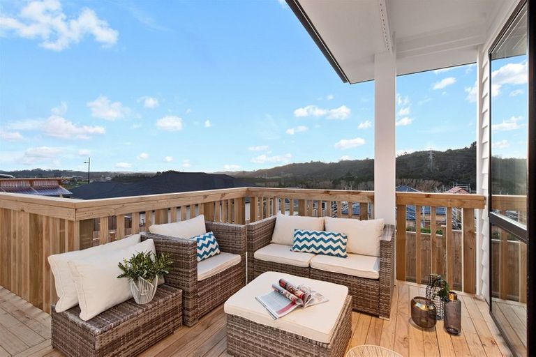 Photo of property in 9 Balthazar Road, Kumeu, 0810