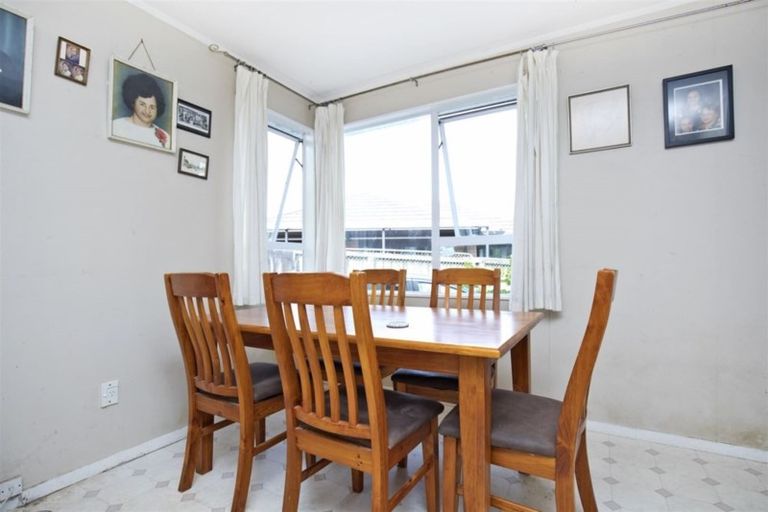 Photo of property in 33 Childers Road, Ranui, Auckland, 0612