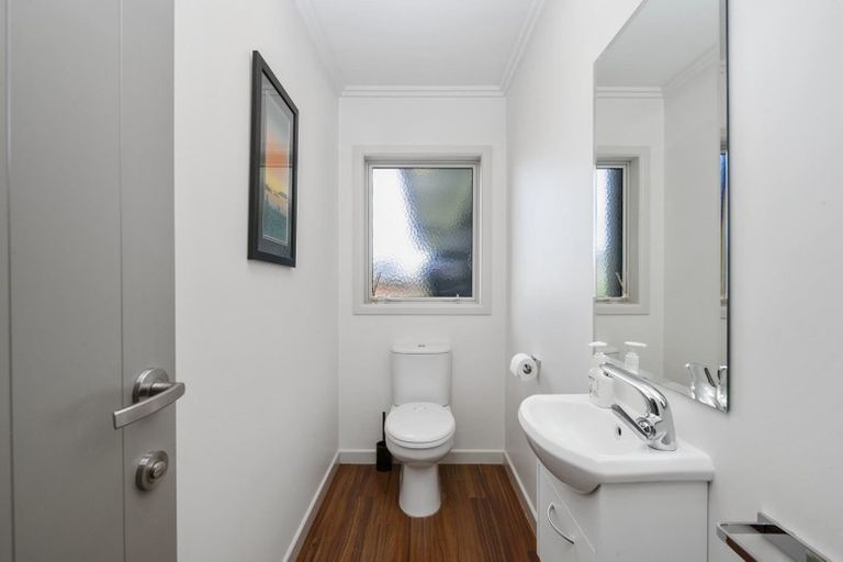 Photo of property in 20 Montgomery Crescent, Kinloch, Taupo, 3377