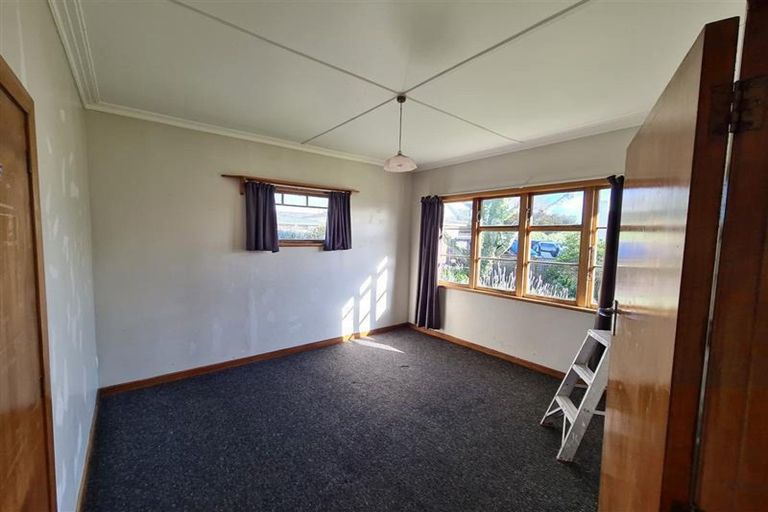 Photo of property in 9d Paynters Avenue, Strandon, New Plymouth, 4312