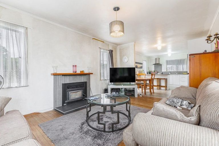 Photo of property in 177 State Highway 16, Whenuapai, Auckland, 0814