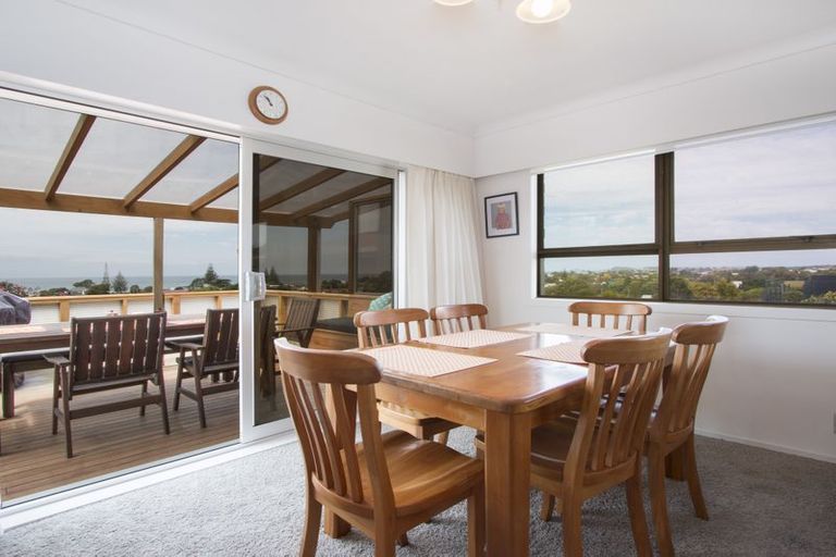 Photo of property in 8 Mayor View Terrace, Waihi Beach, 3611