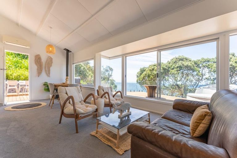 Photo of property in 57 Grand View Road, Leigh, 0985