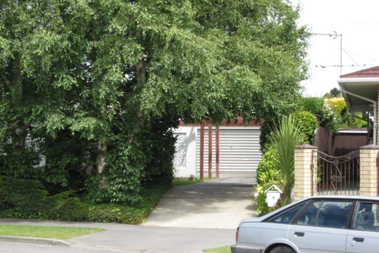 Photo of property in 6 Kirkdale Place, Avonhead, Christchurch, 8042