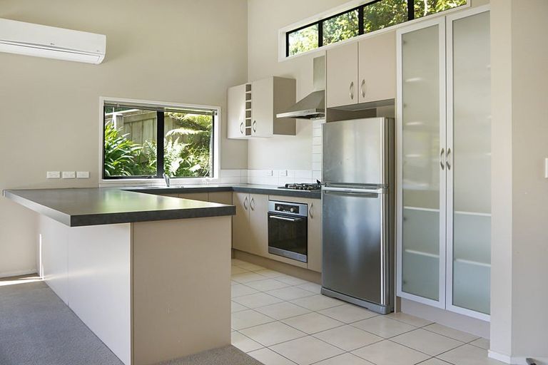 Photo of property in 58a Bould Street, Johnsonville, Wellington, 6037