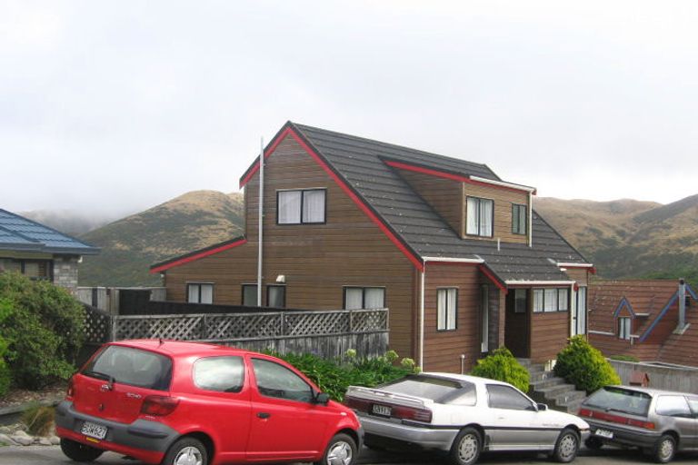 Photo of property in 13 Kapil Grove, Khandallah, Wellington, 6035