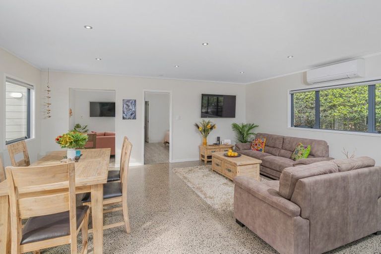 Photo of property in 3 Emmerdale Drive, Hahei, Whitianga, 3591