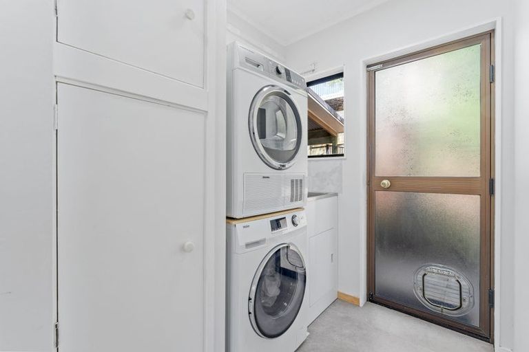 Photo of property in 52b Tiri Road, Manly, Whangaparaoa, 0930