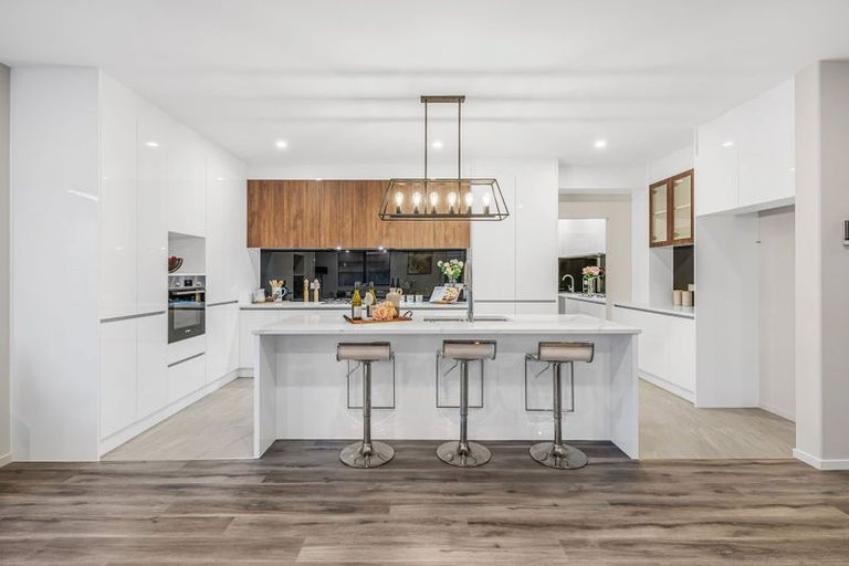 Photo of property in 54 Drumbuoy Drive, Flat Bush, Auckland, 2019