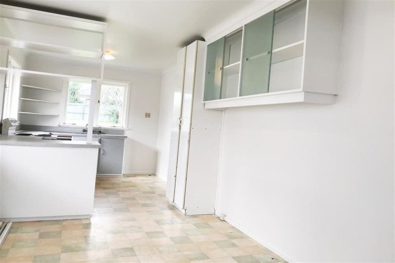 Photo of property in 183 Rathgar Road, Henderson, Auckland, 0610