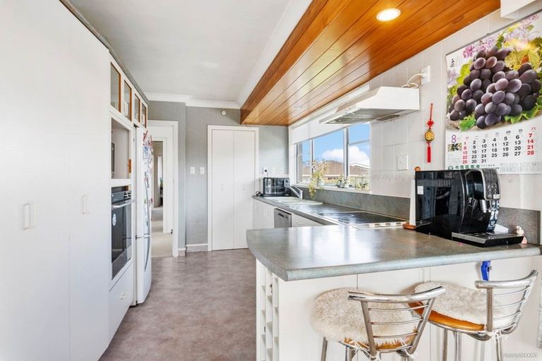 Photo of property in 7 Sea Spray Drive, Bucklands Beach, Auckland, 2012