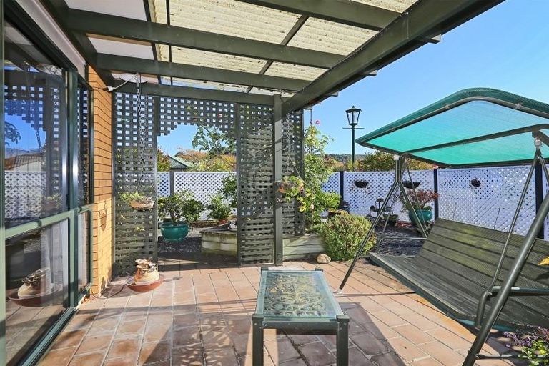 Photo of property in 11 Beaufort Place, Taradale, Napier, 4112