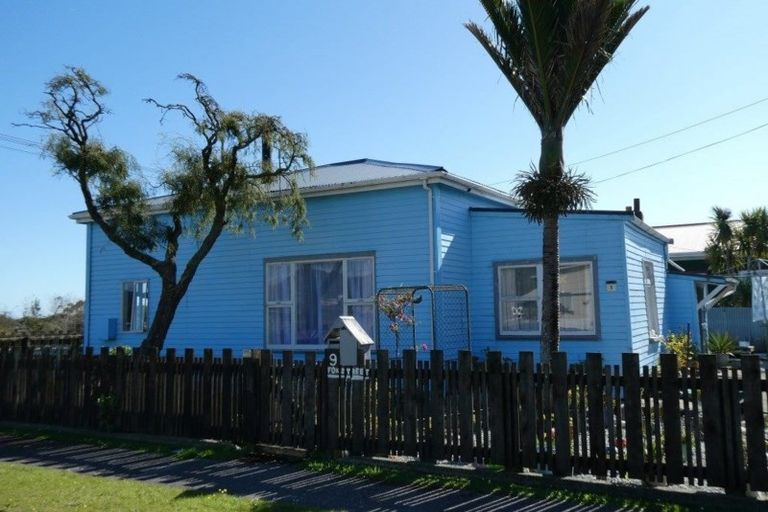 Photo of property in 9 Fox Street, Cobden, Greymouth, 7802
