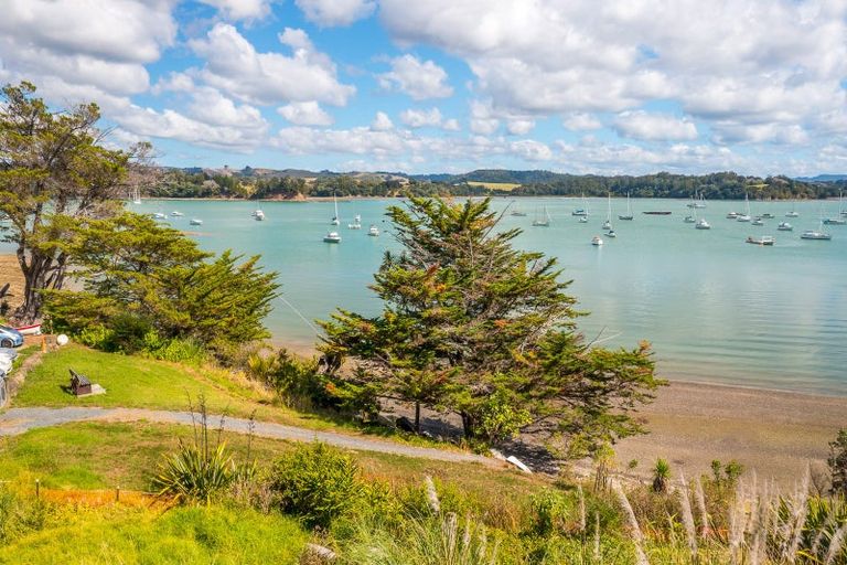 Photo of property in 17 Ridge Road, Mahurangi East, Warkworth, 0982