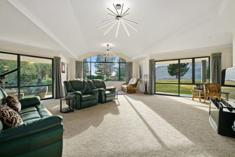 Photo of property in 2 Bell Avenue, Cromwell, 9310