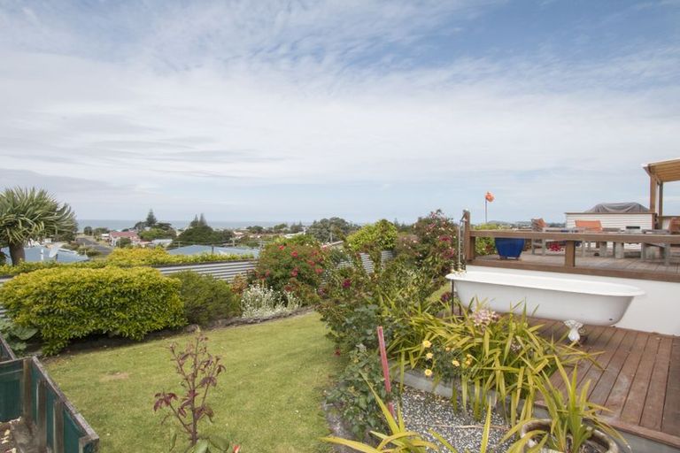 Photo of property in 8 Mayor View Terrace, Waihi Beach, 3611