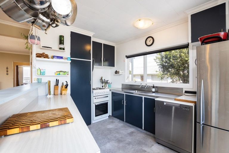 Photo of property in 1/21 Dorset Avenue, Westown, New Plymouth, 4310