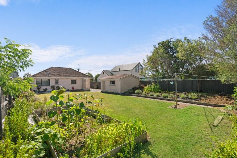 Photo of property in 16 Bassett Street, Burwood, Christchurch, 8083