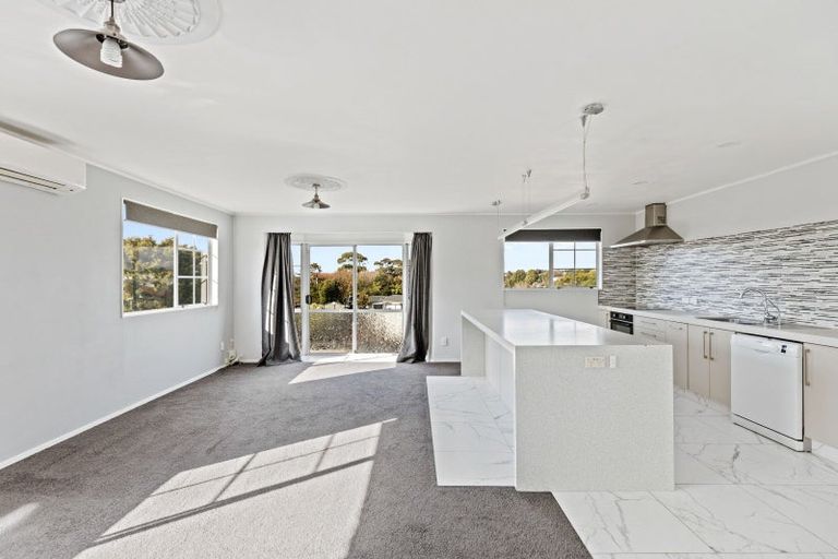 Photo of property in 35 Hua Street, Bell Block, New Plymouth, 4312