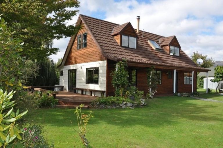 Photo of property in 24 Rob Roy Lane, Wanaka, 9305